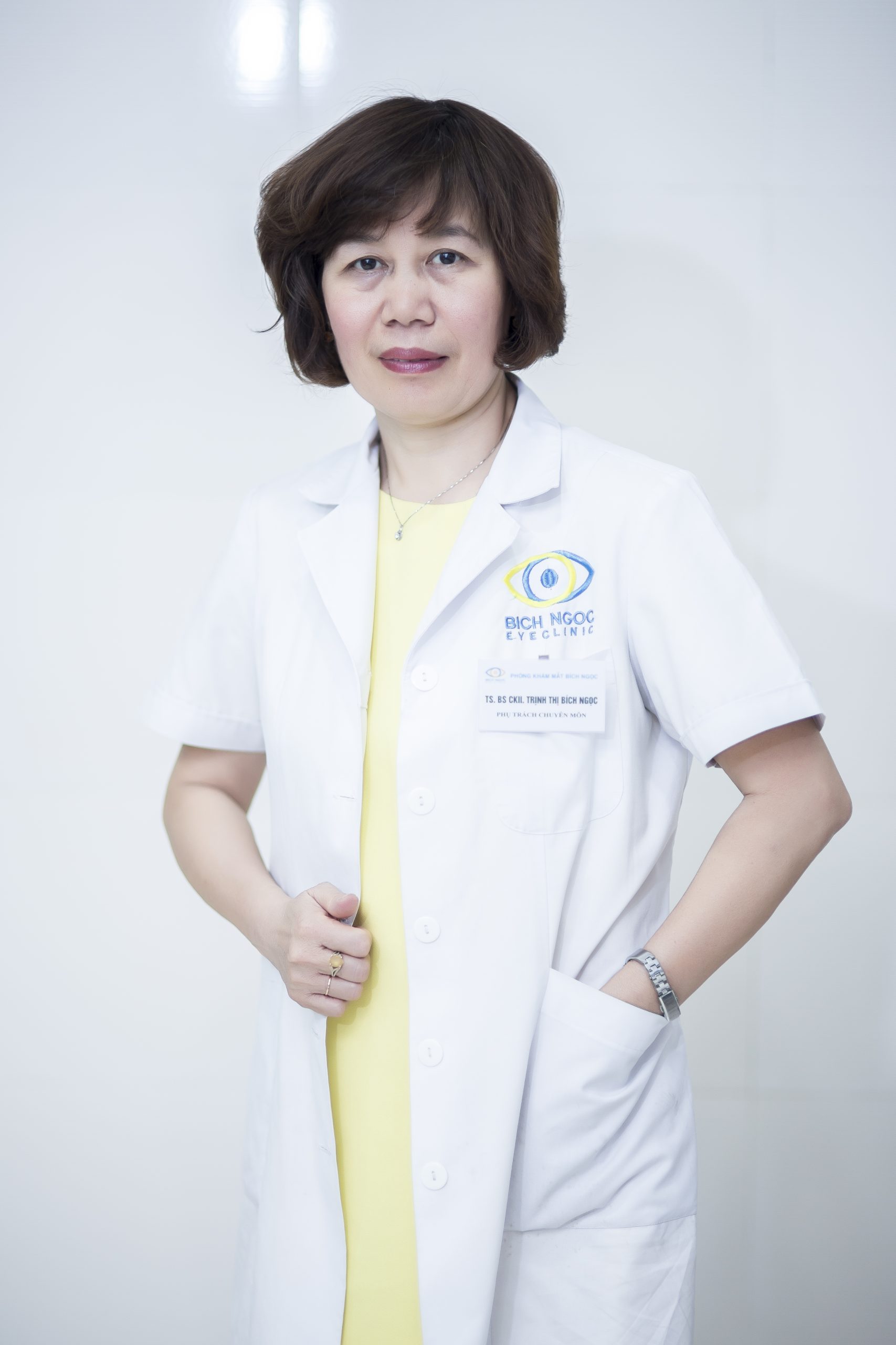 Bác sĩ Mắt Ngọc phố Huế