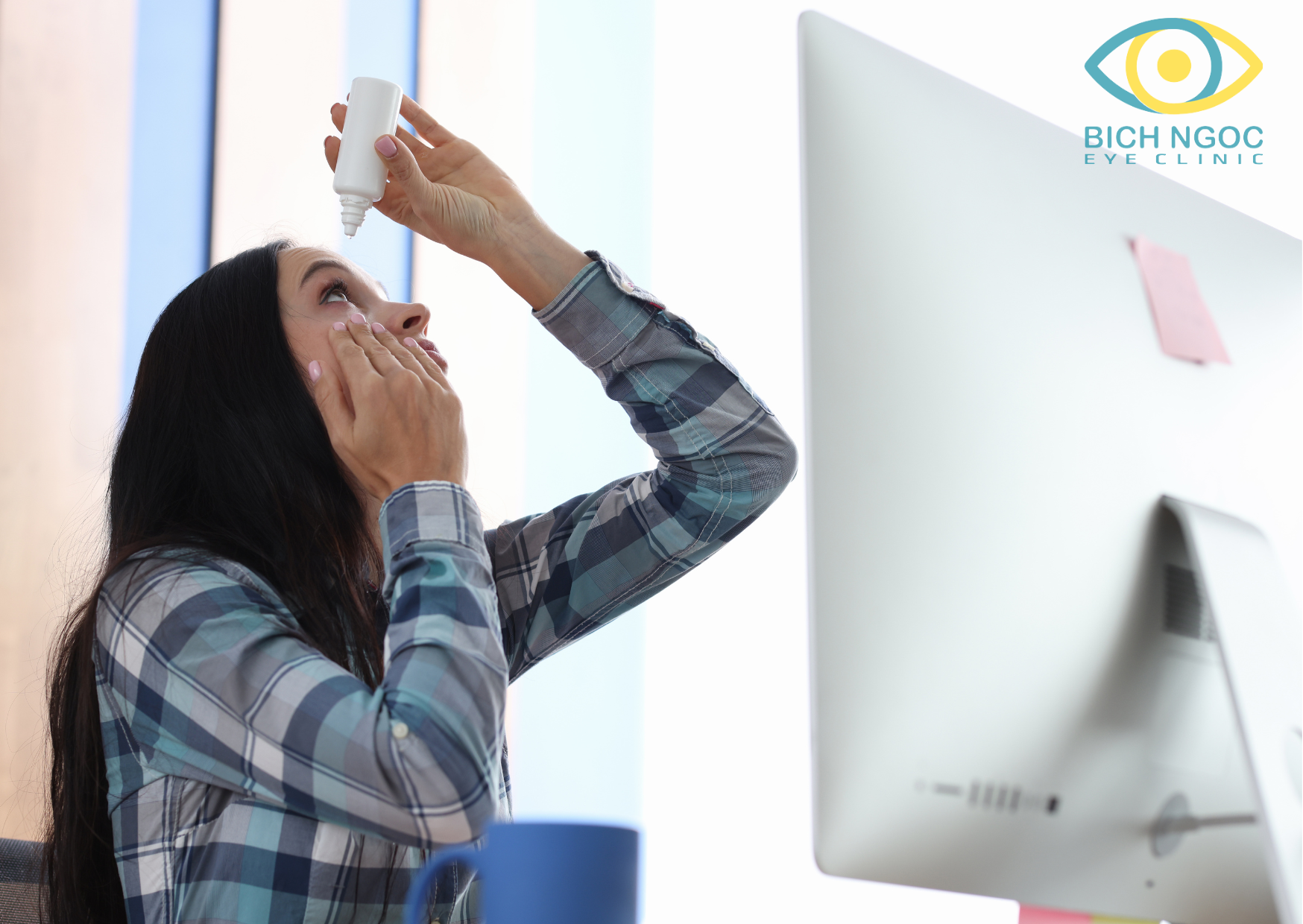 nhỏ mắt bảo vệ mắt khi làm việc trước thiết bị điện tử