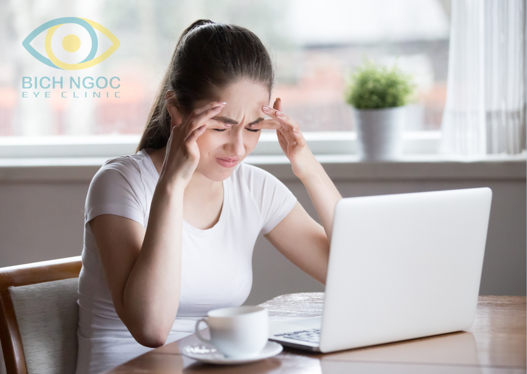 ngứa khóe mắt do khô mắt